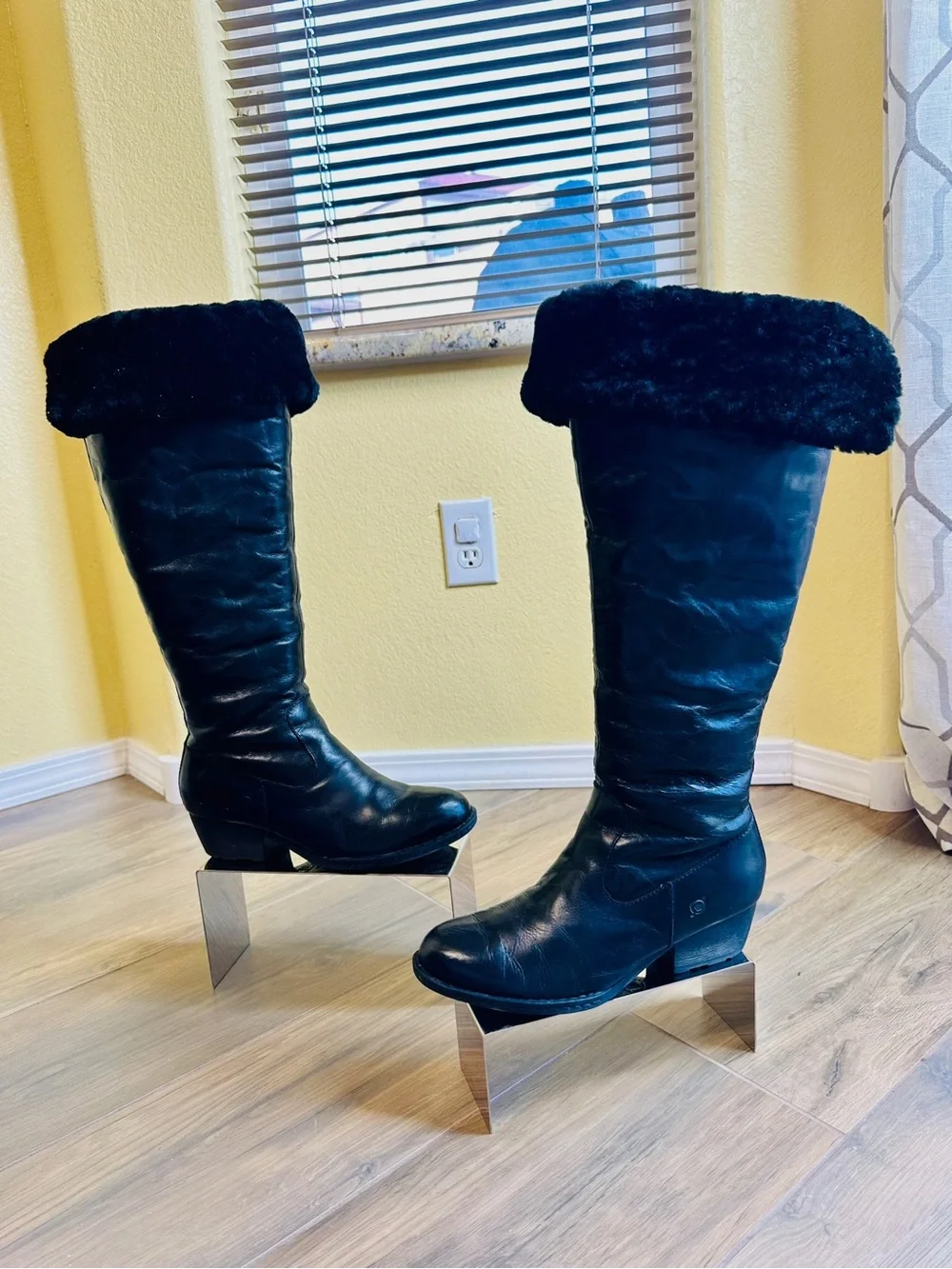 Born Aleksi Genuine Lambskin Black Leather Boots